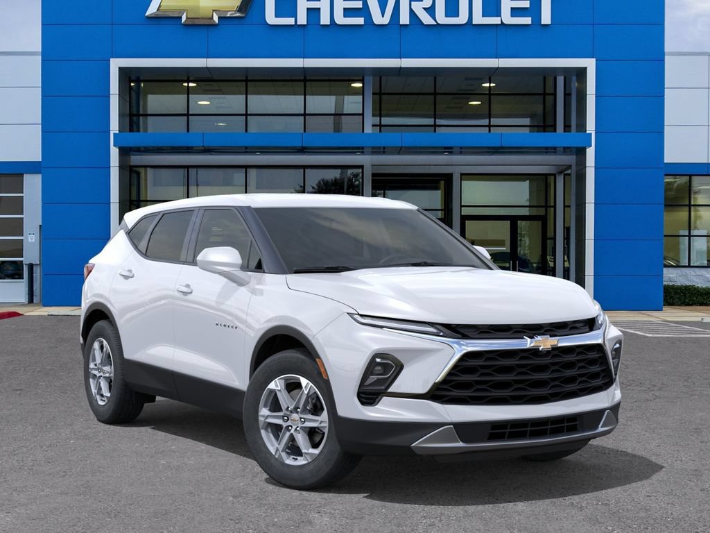 New 2026 Chevrolet Blazer LT FWD image 7