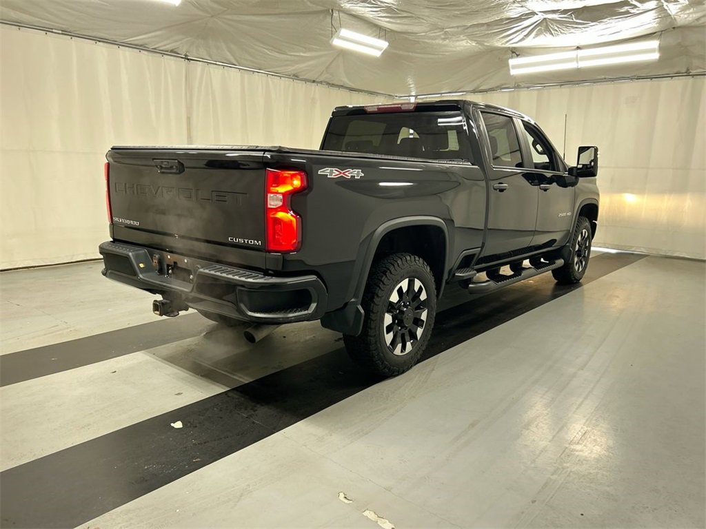 Used 2020 Chevrolet Silverado 2500 Custom w/ Custom Value Package image 2
