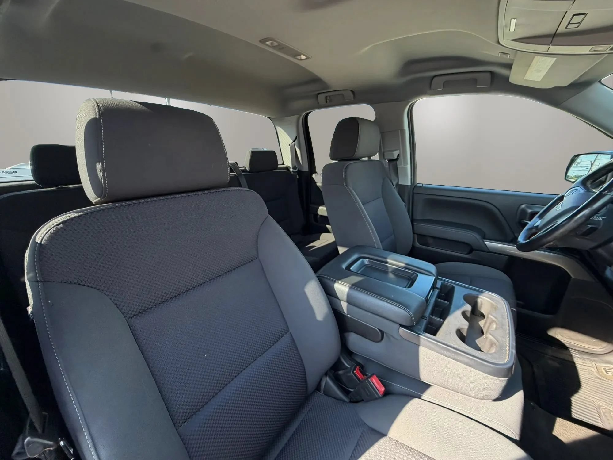 Used 2018 Chevrolet Silverado 1500 LT w/ All Star Edition AWD/4WD image 18