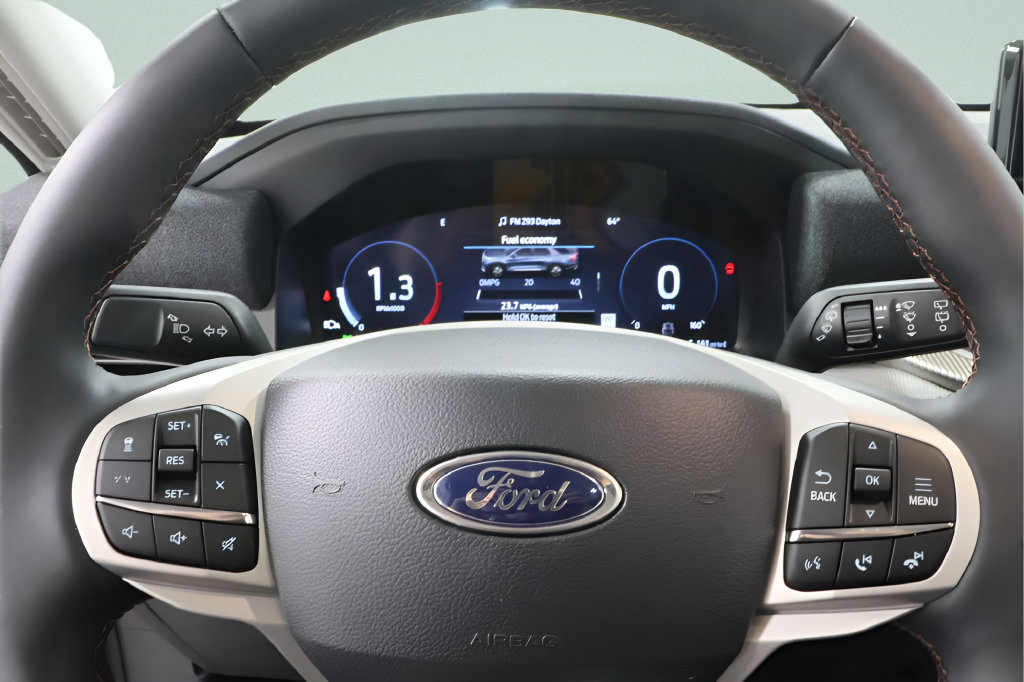 New 2026 Ford Explorer Active w/ Active Comfort Package AWD/4WD image 36