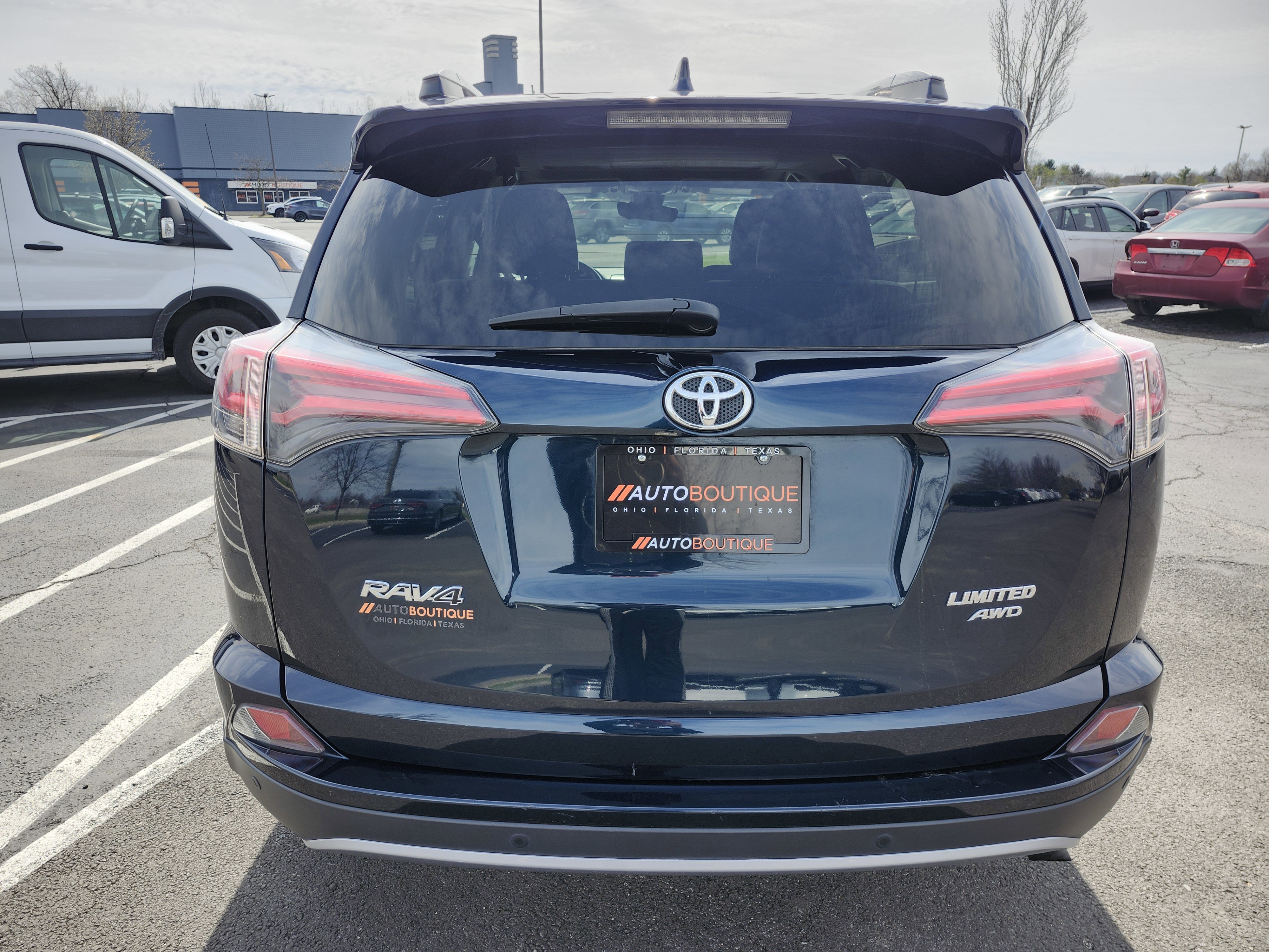 Used 2017 Toyota RAV4 Limited image 10