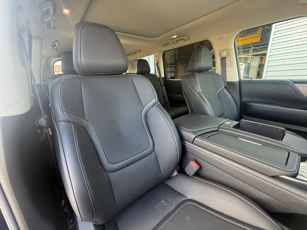 Used 2025 INFINITI QX80 Pure image 38