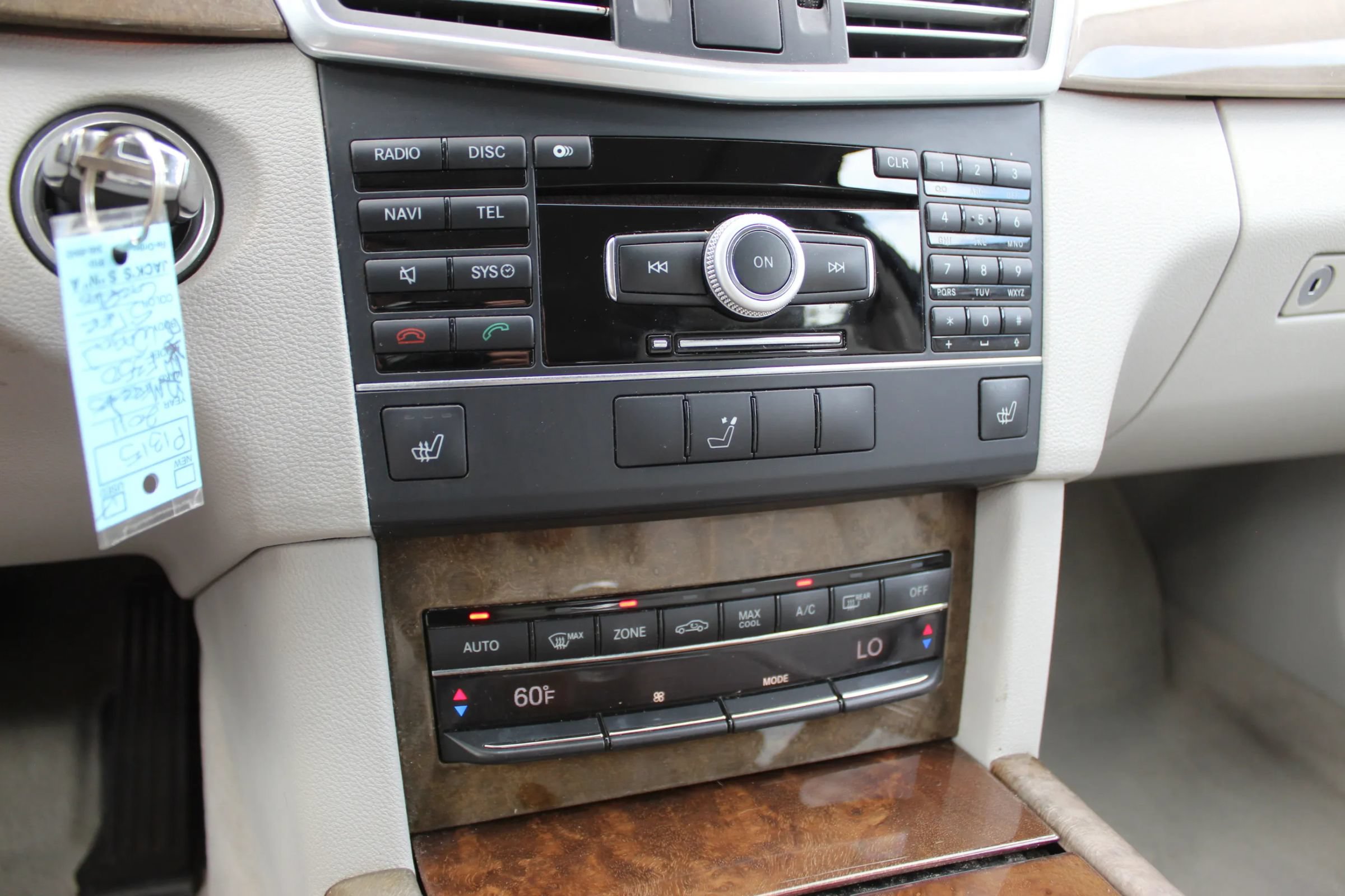 Used 2011 Mercedes-Benz E 350 4MATIC Wagon image 17