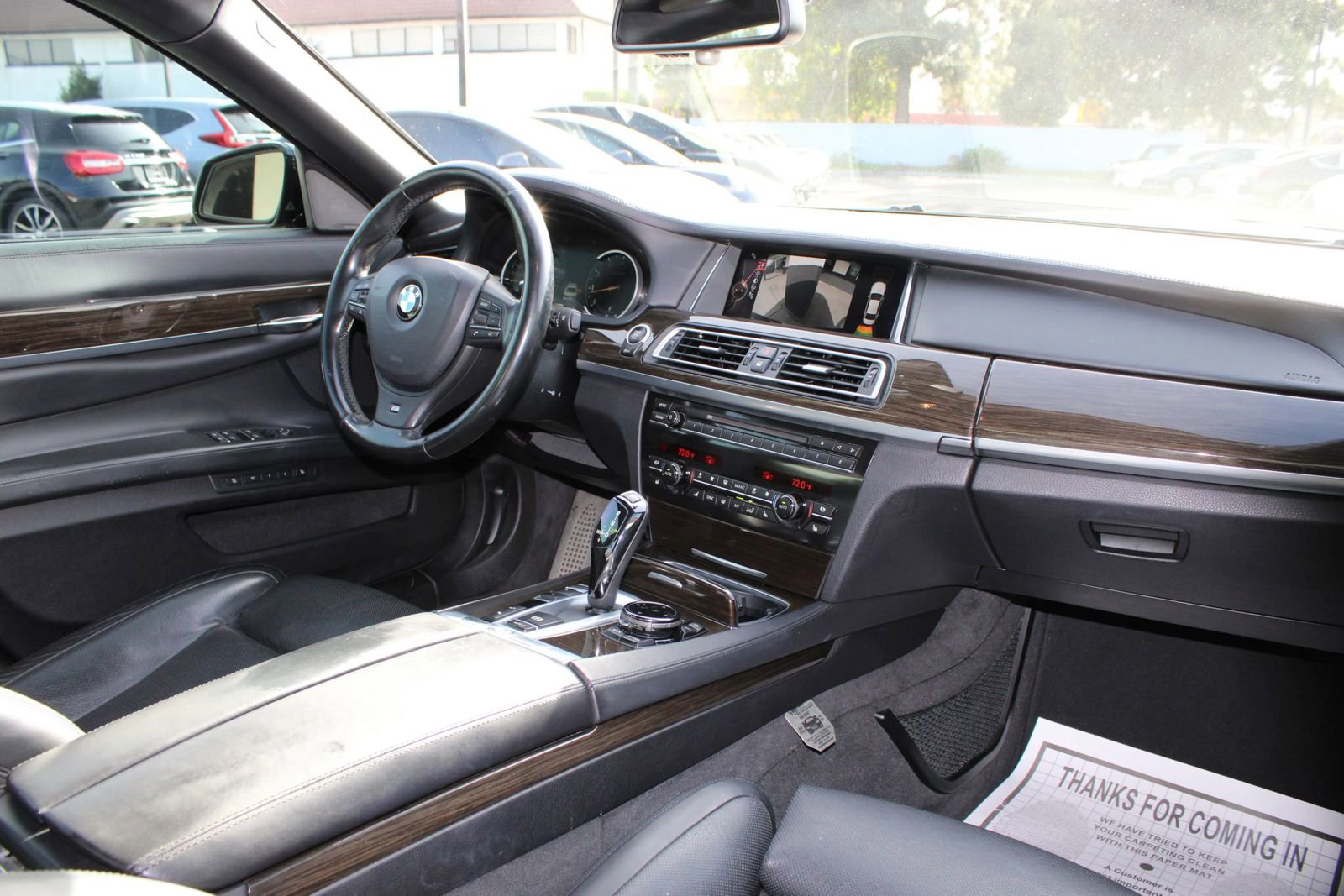 Used 2015 BMW 750Li image 36