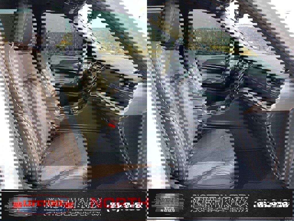 Used 2025 Jeep Grand Cherokee L Altitude image 29