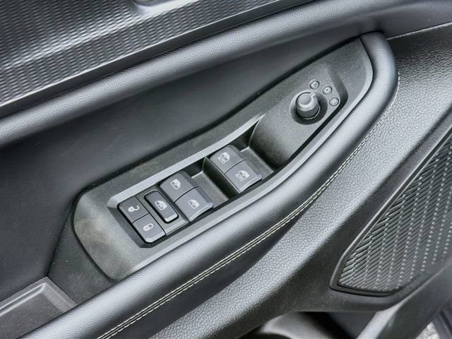 Used 2024 Jeep Grand Cherokee Altitude AWD/4WD image 18