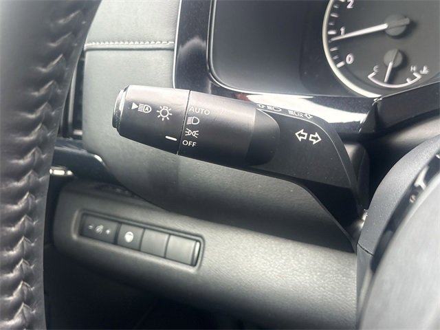 Certified 2022 Nissan Pathfinder SV image 43