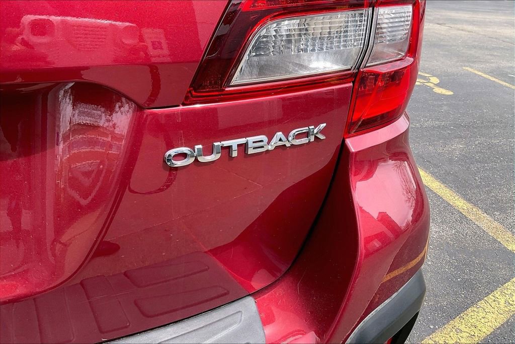 Used 2019 Subaru Outback 2.5i Limited w/ Popular Package #2 AWD/4WD image 9