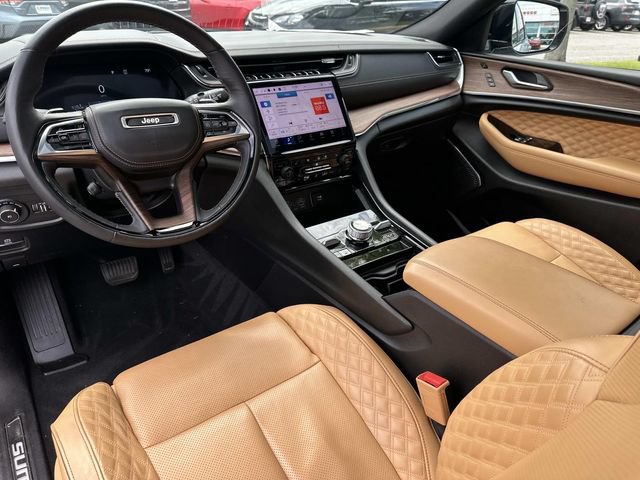 Used 2024 Jeep Grand Cherokee L Summit AWD/4WD image 22