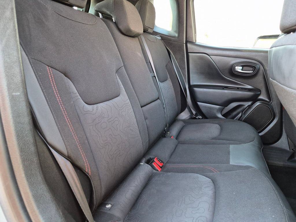 Used 2022 Jeep Renegade Trailhawk AWD/4WD image 29