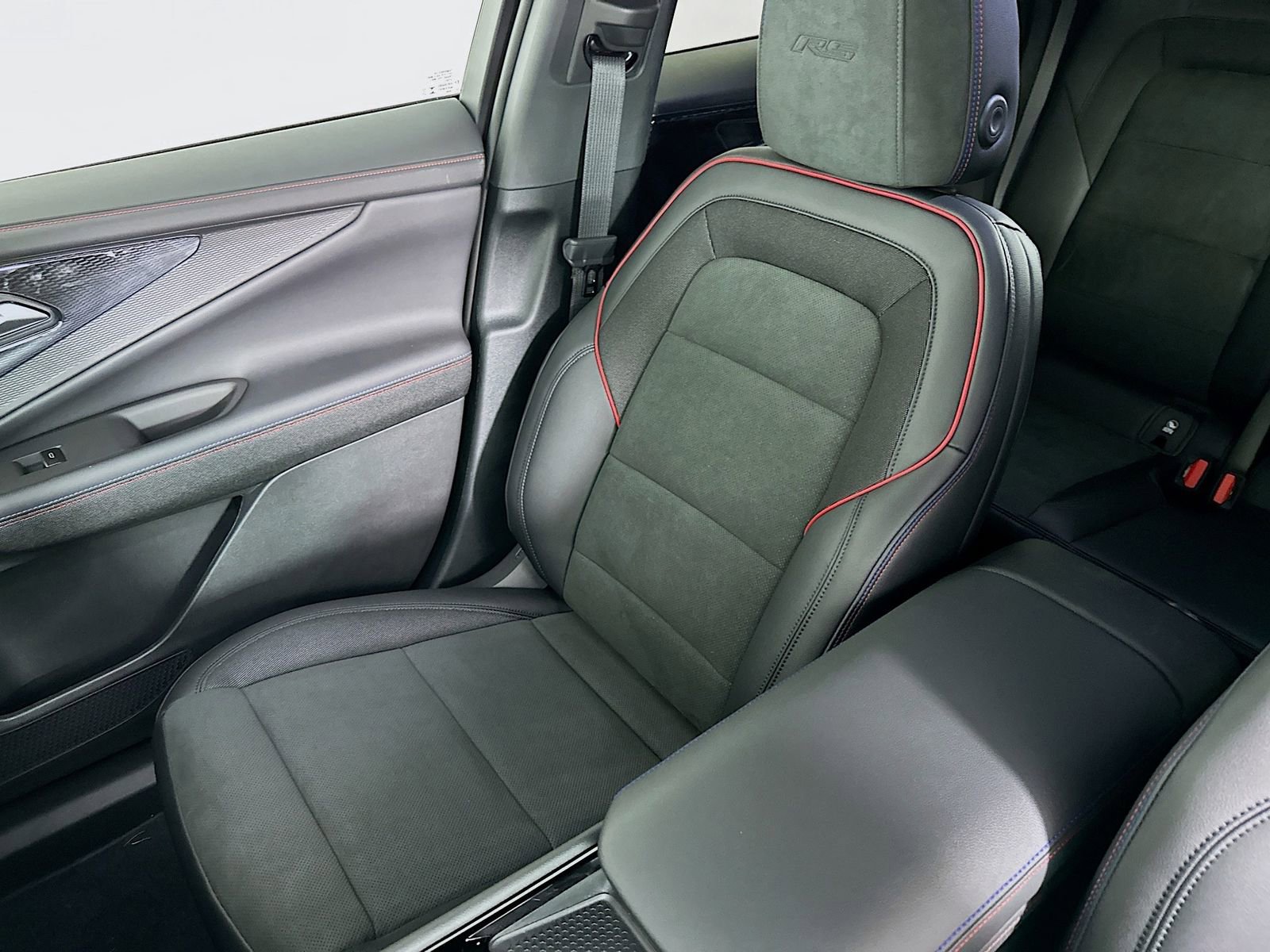 New 2026 Chevrolet Blazer EV RS AWD/4WD image 23