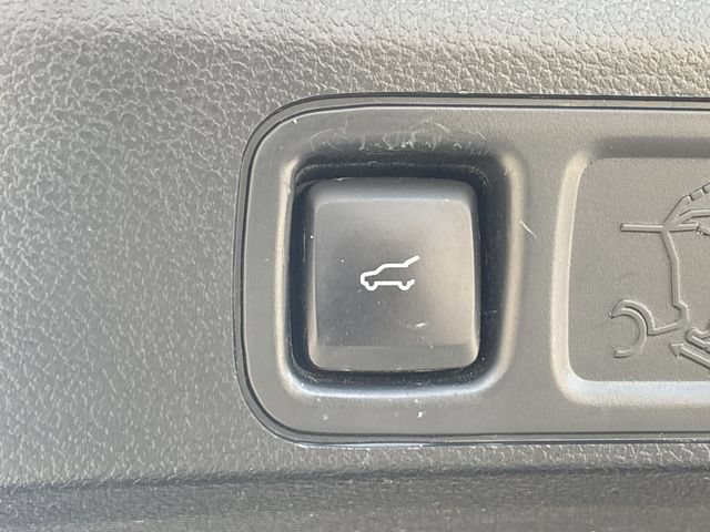 Used 2021 Ford Expedition King Ranch AWD/4WD image 32