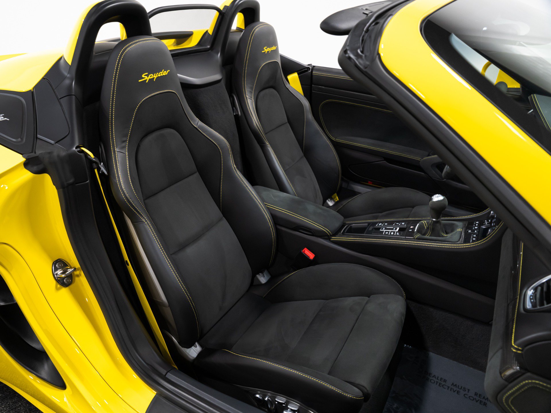 Used 2022 Porsche 718 Boxster Spyder RWD image 67