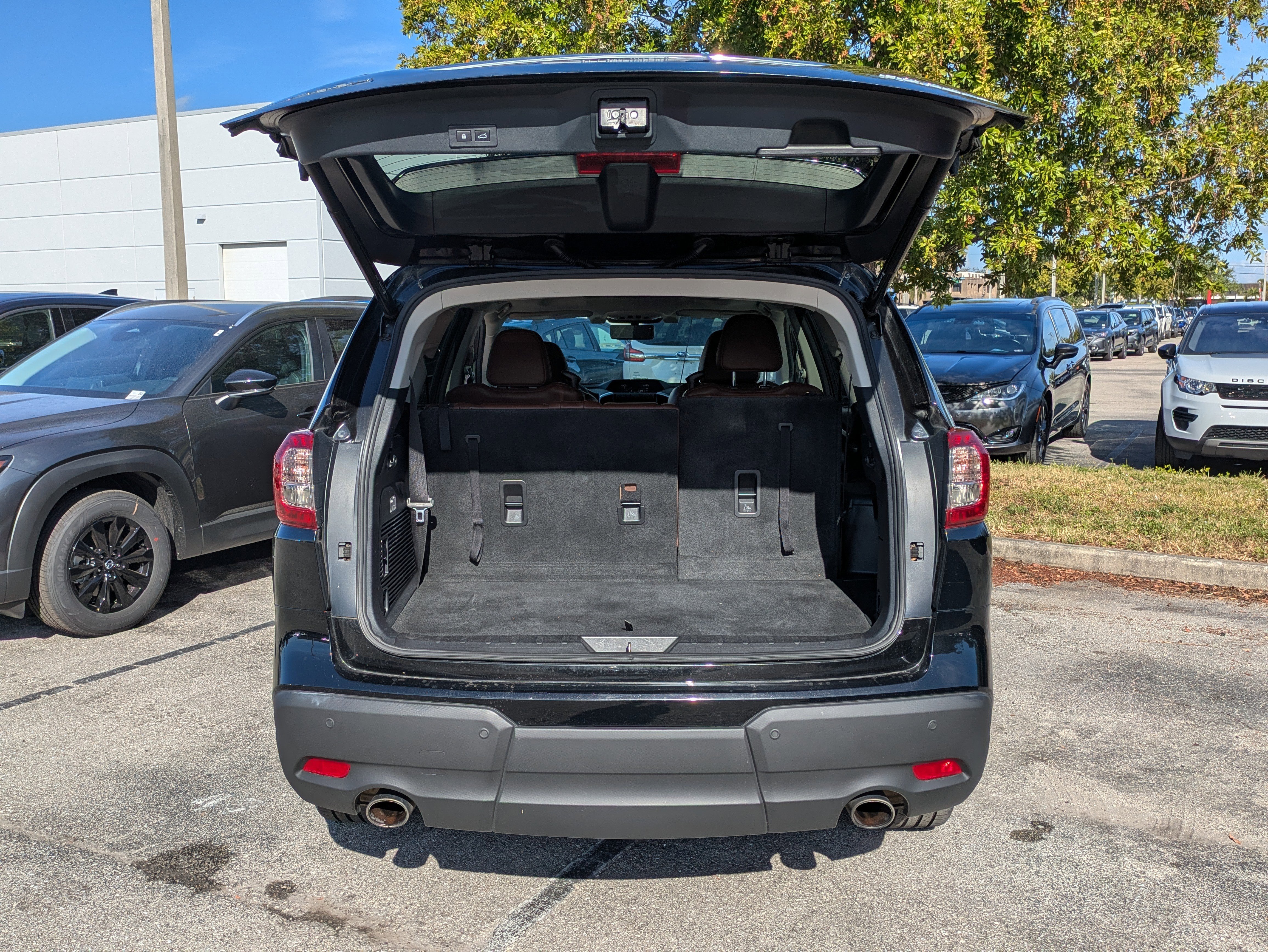 Used 2020 Subaru Ascent Touring image 13