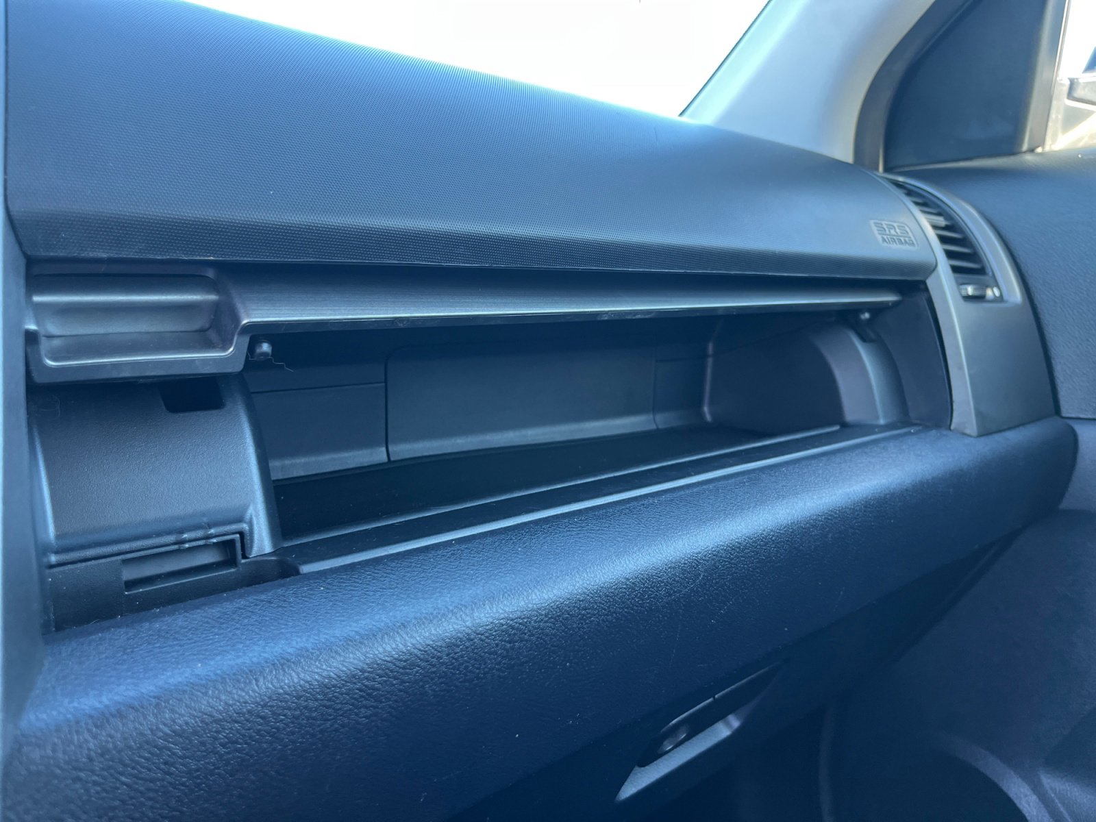 Used 2011 Honda CR-V LX image 32