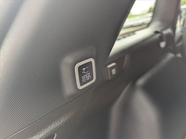 Used 2024 Jeep Grand Cherokee Altitude AWD/4WD image 22