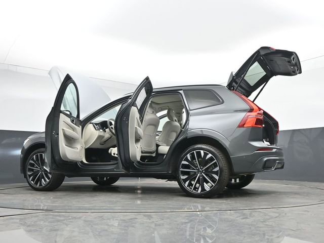 New 2026 Volvo XC60 T8 Ultra w/ Protection Package Premier image 57