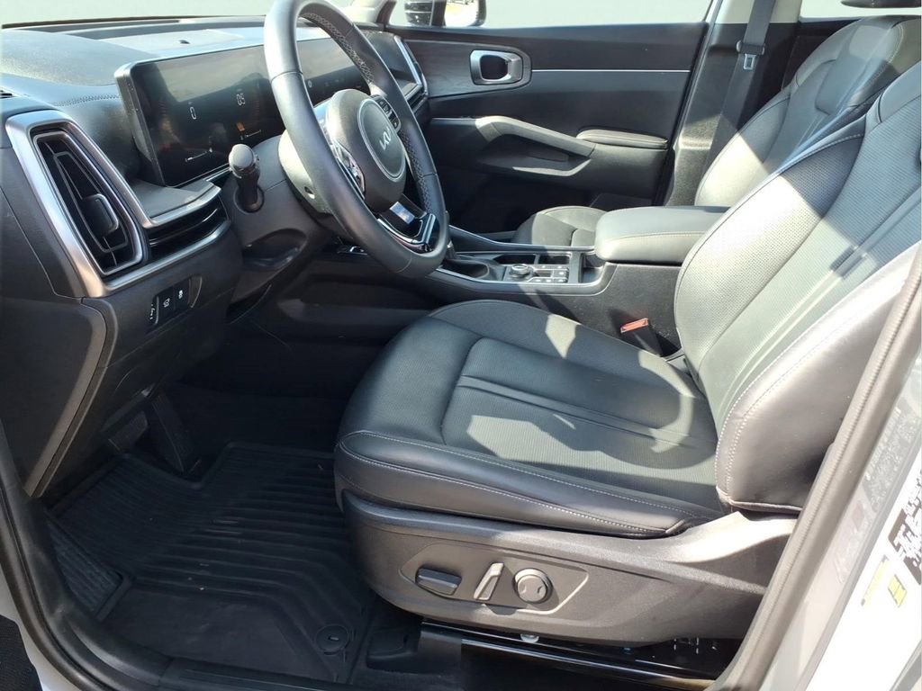 Used 2024 Kia Sorento X-Line EX AWD/4WD image 21