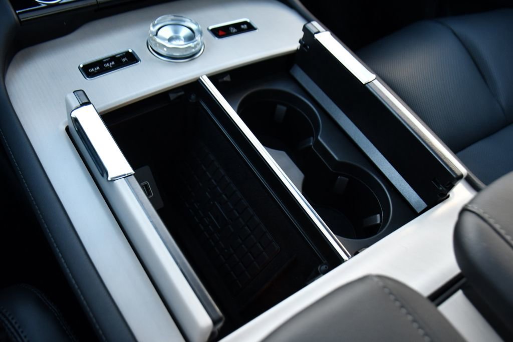 New 2026 Lincoln Navigator L Reserve w/ Jet Appearance Package image 39