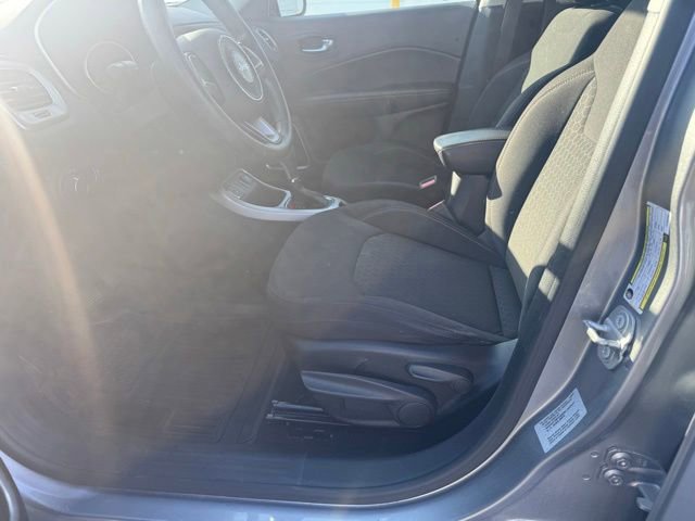 Used 2017 Jeep Compass Sport FWD image 8