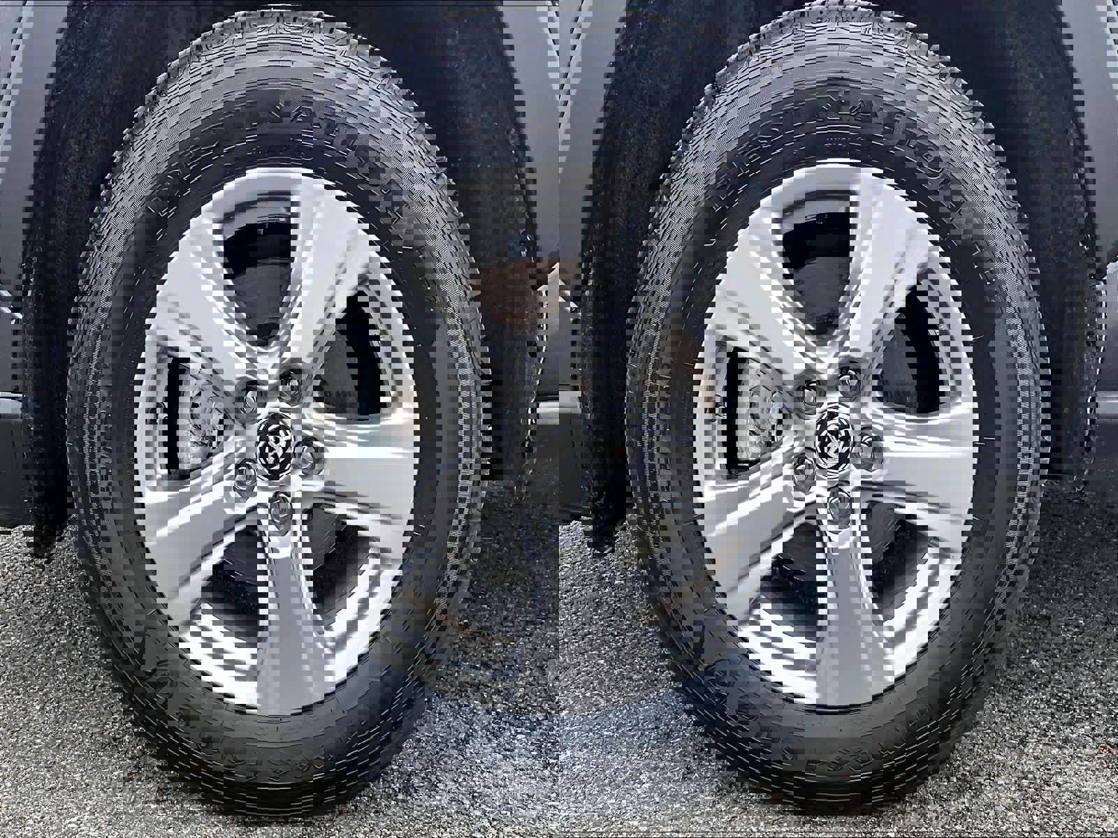 Used 2025 Toyota RAV4 XLE image 7