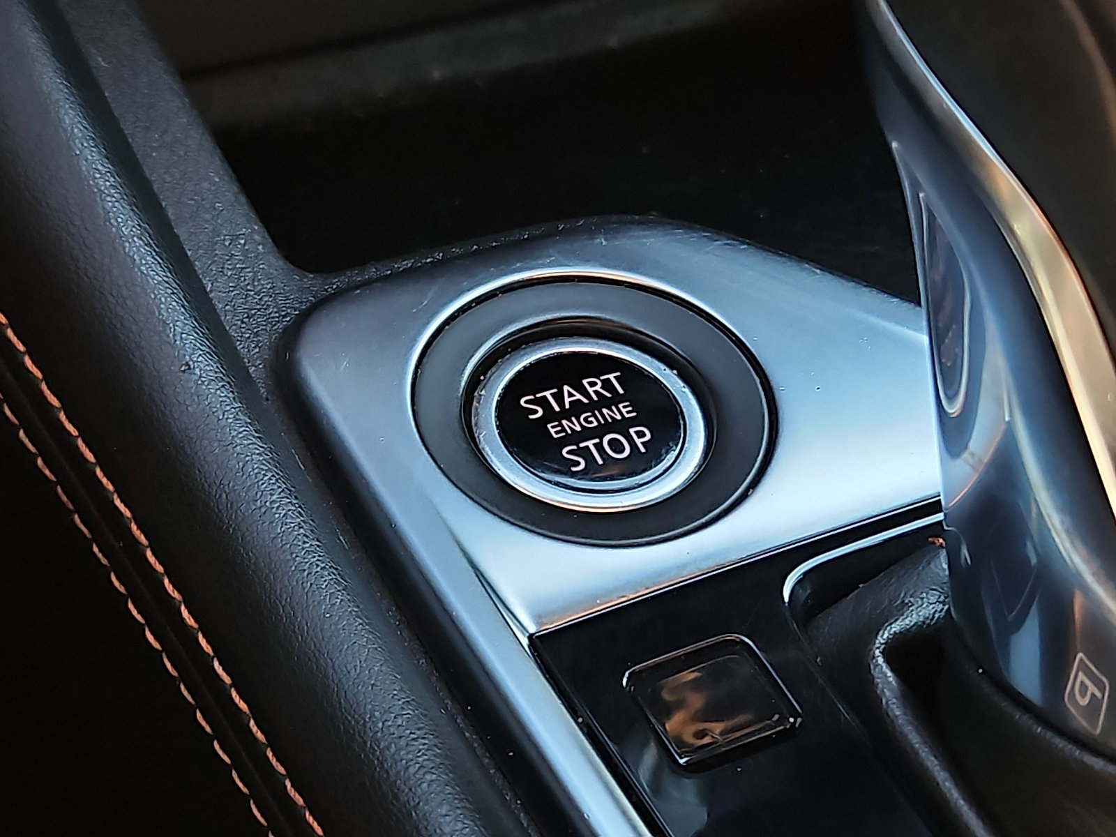 Certified 2020 Nissan Sentra SR image 23