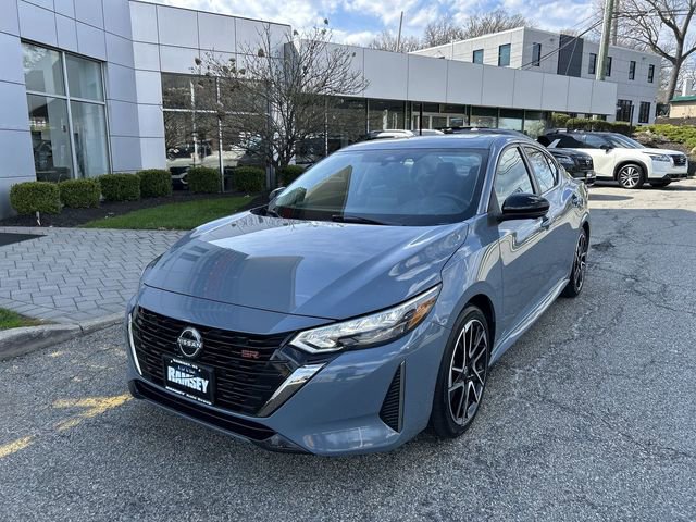 Used 2024 Nissan Sentra SR w/ SR Premium Package image 4