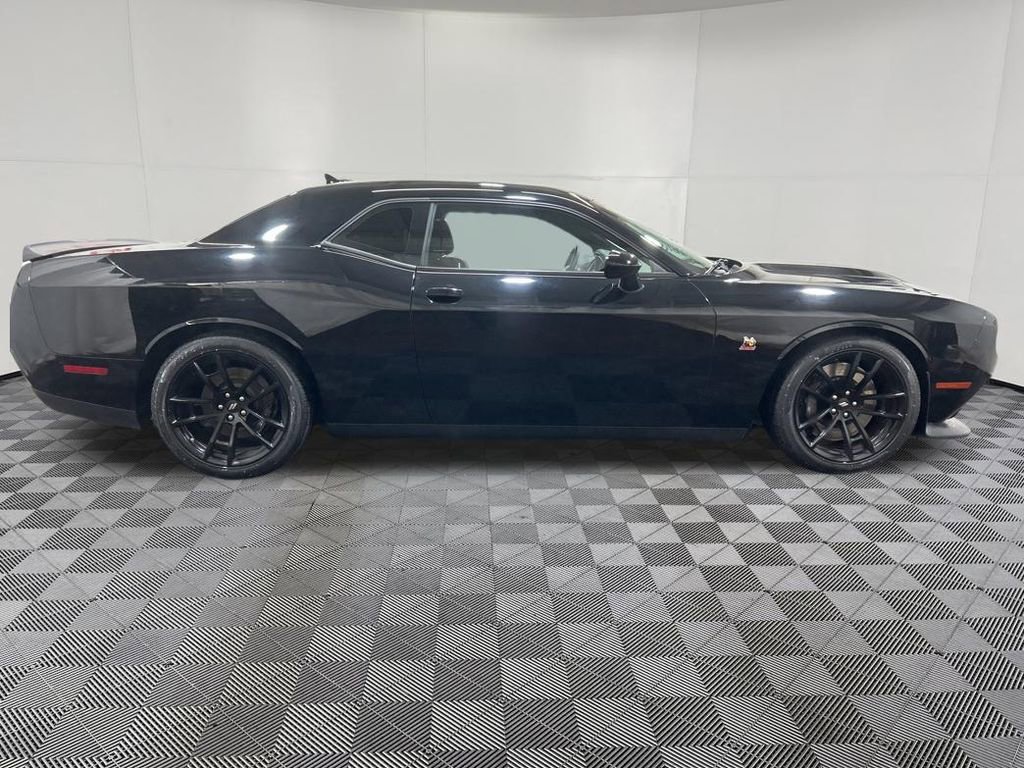Used 2022 Dodge Challenger R/T Scat Pack w/ Dynamics Package RWD image 8