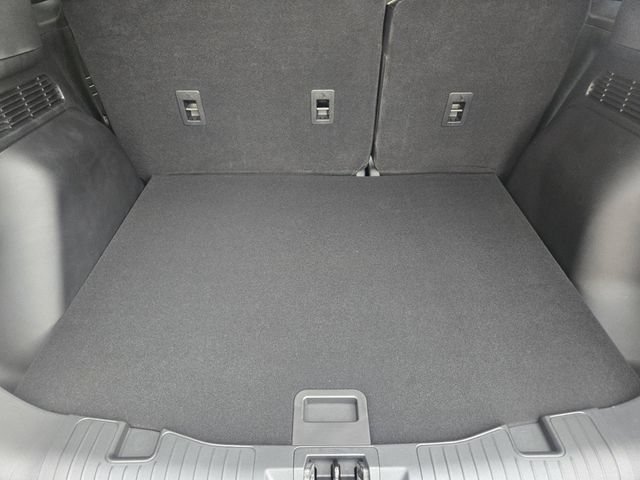 New 2025 Ford Escape SE FWD image 23