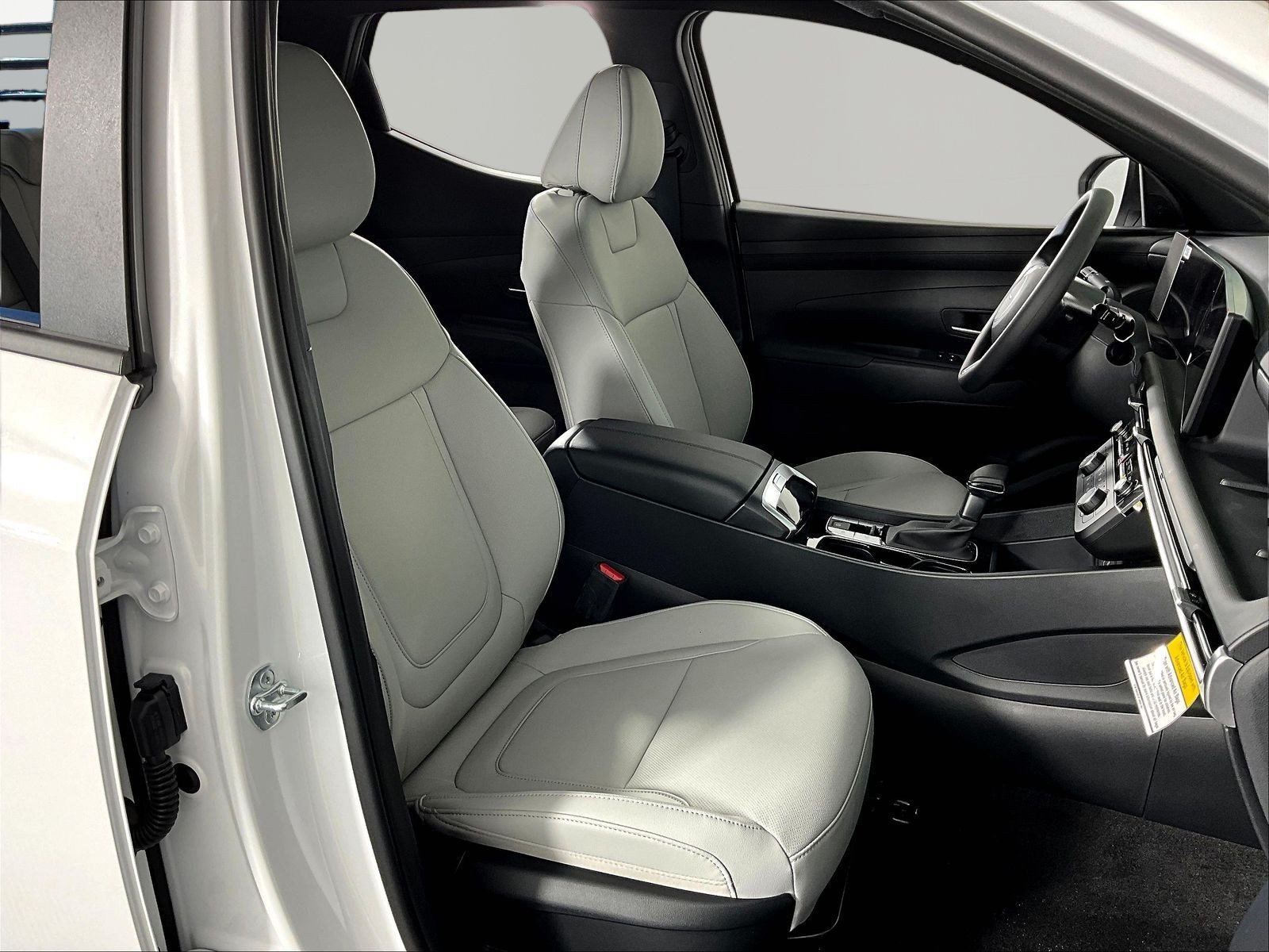 New 2027 Hyundai Santa Cruz SE AWD/4WD image 18
