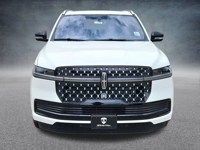 New 2025 Lincoln Navigator Black Label video 2