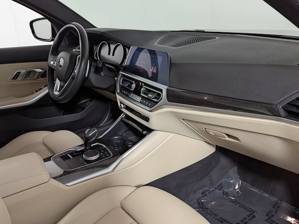 Used 2020 BMW 330i xDrive Sedan w/ Driving Assistance Package AWD/4WD image 31