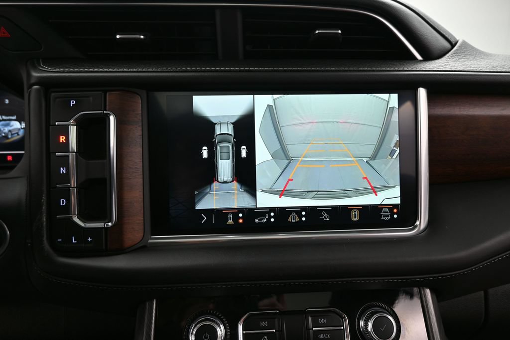 Used 2024 GMC Yukon Denali Ultimate AWD/4WD image 17