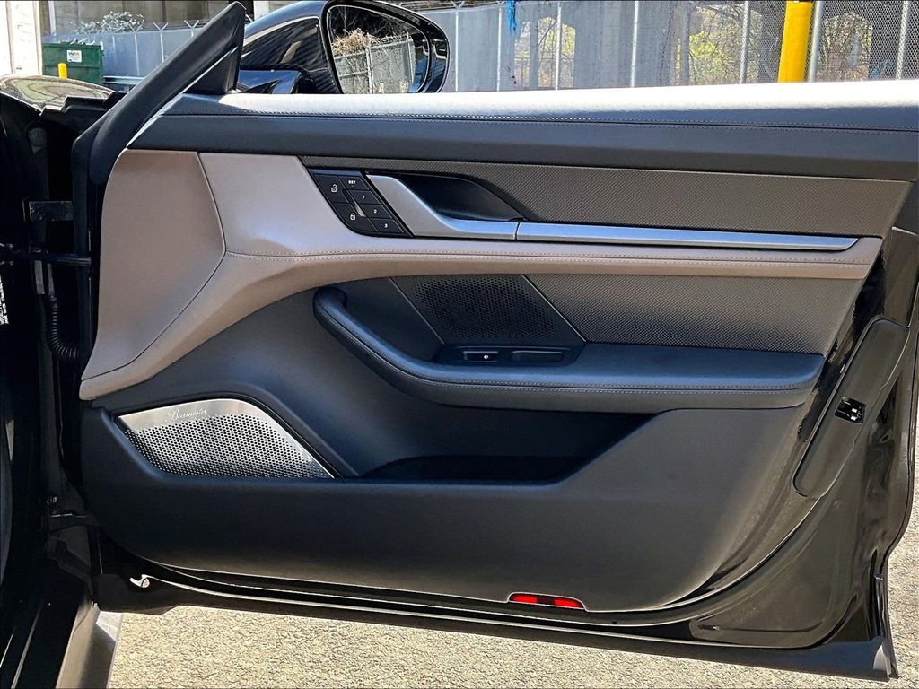 Certified 2024 Porsche Taycan Turbo S AWD/4WD image 29