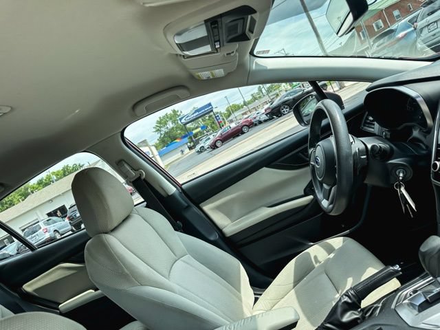 Used 2017 Subaru Impreza 2.0i Premium AWD/4WD image 25