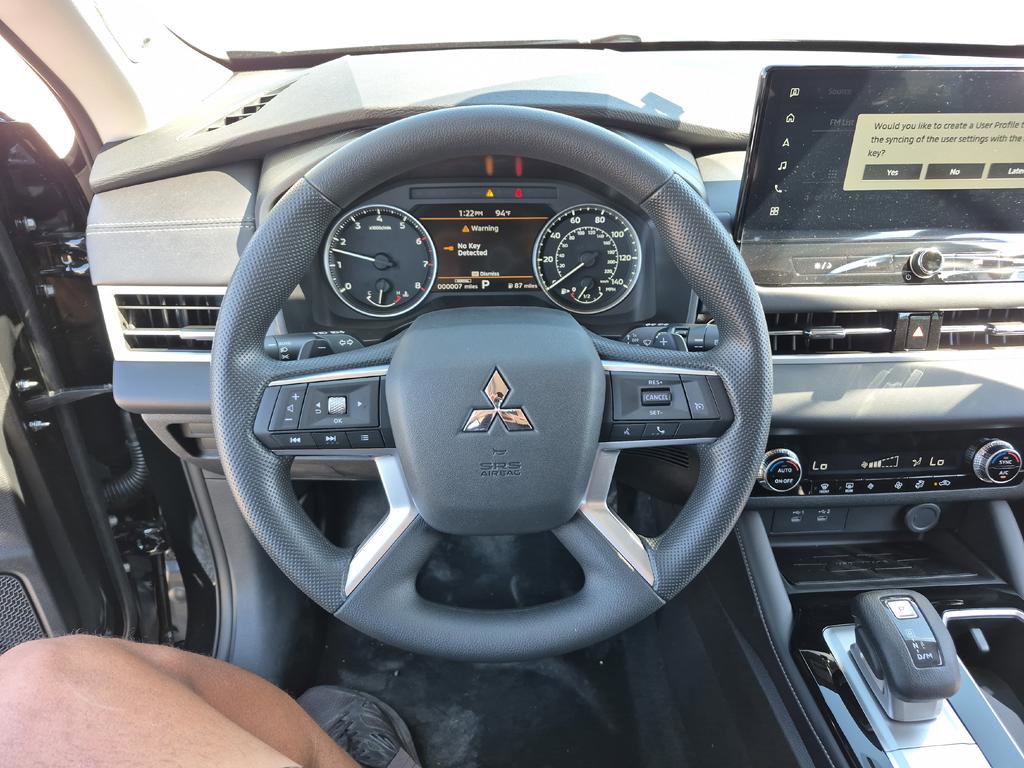 New 2026 Mitsubishi Outlander ES image 20