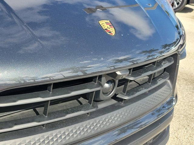 Used 2024 Porsche Macan image 7