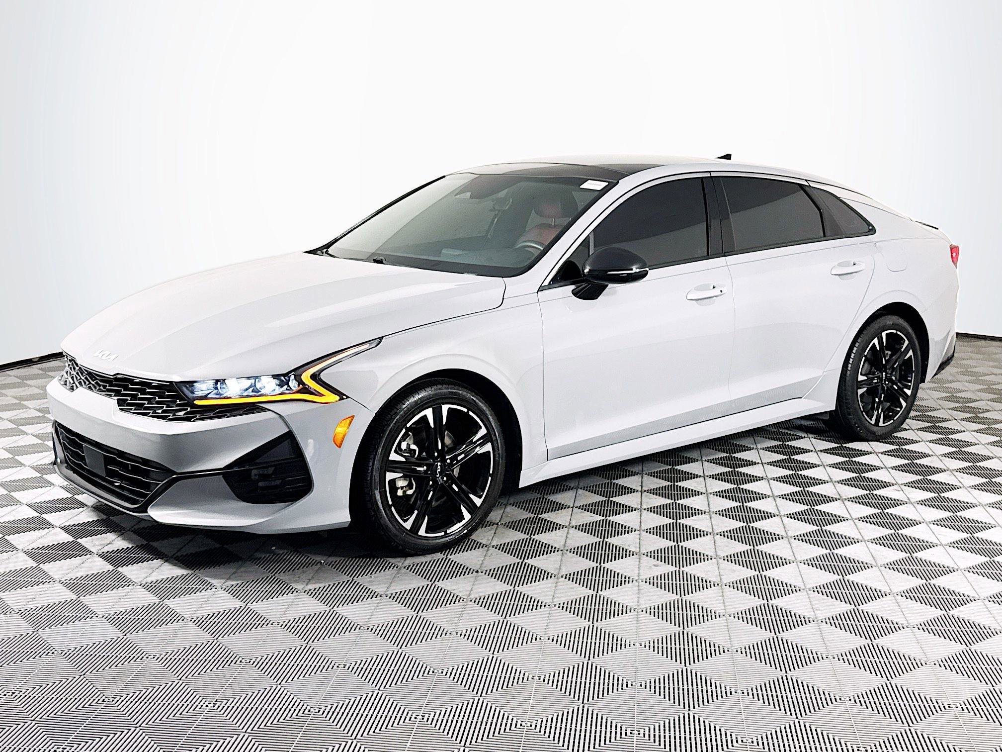 Used 2023 Kia K5 GT-Line FWD image 4