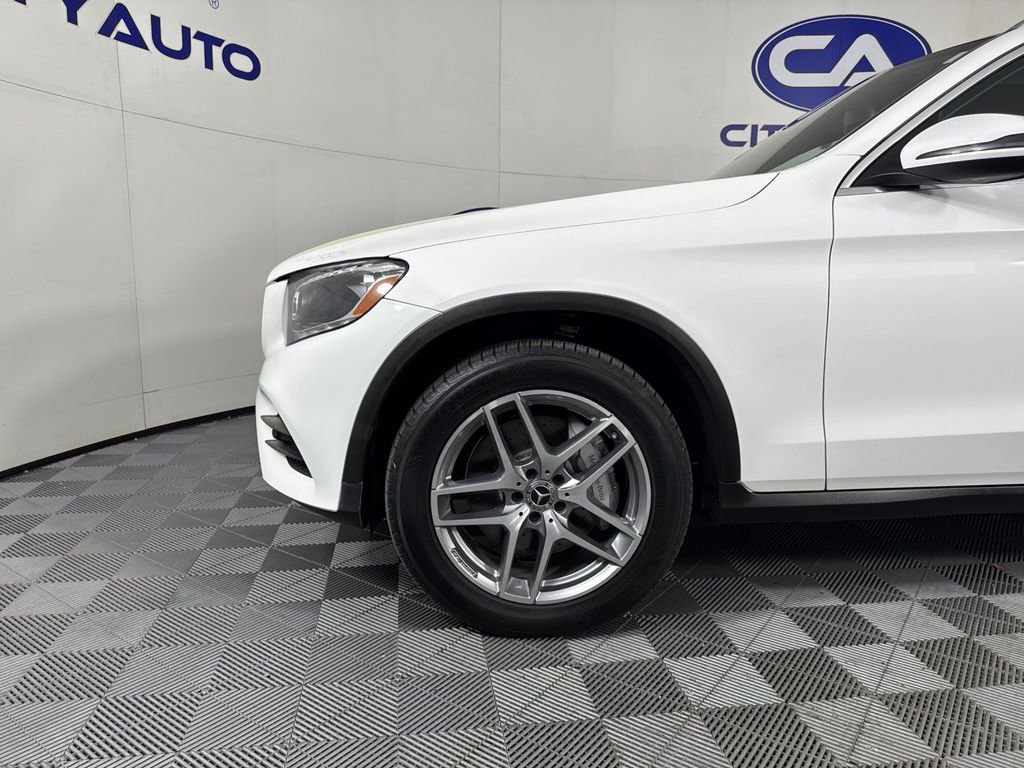 Used 2017 Mercedes-Benz GLC 300 image 12