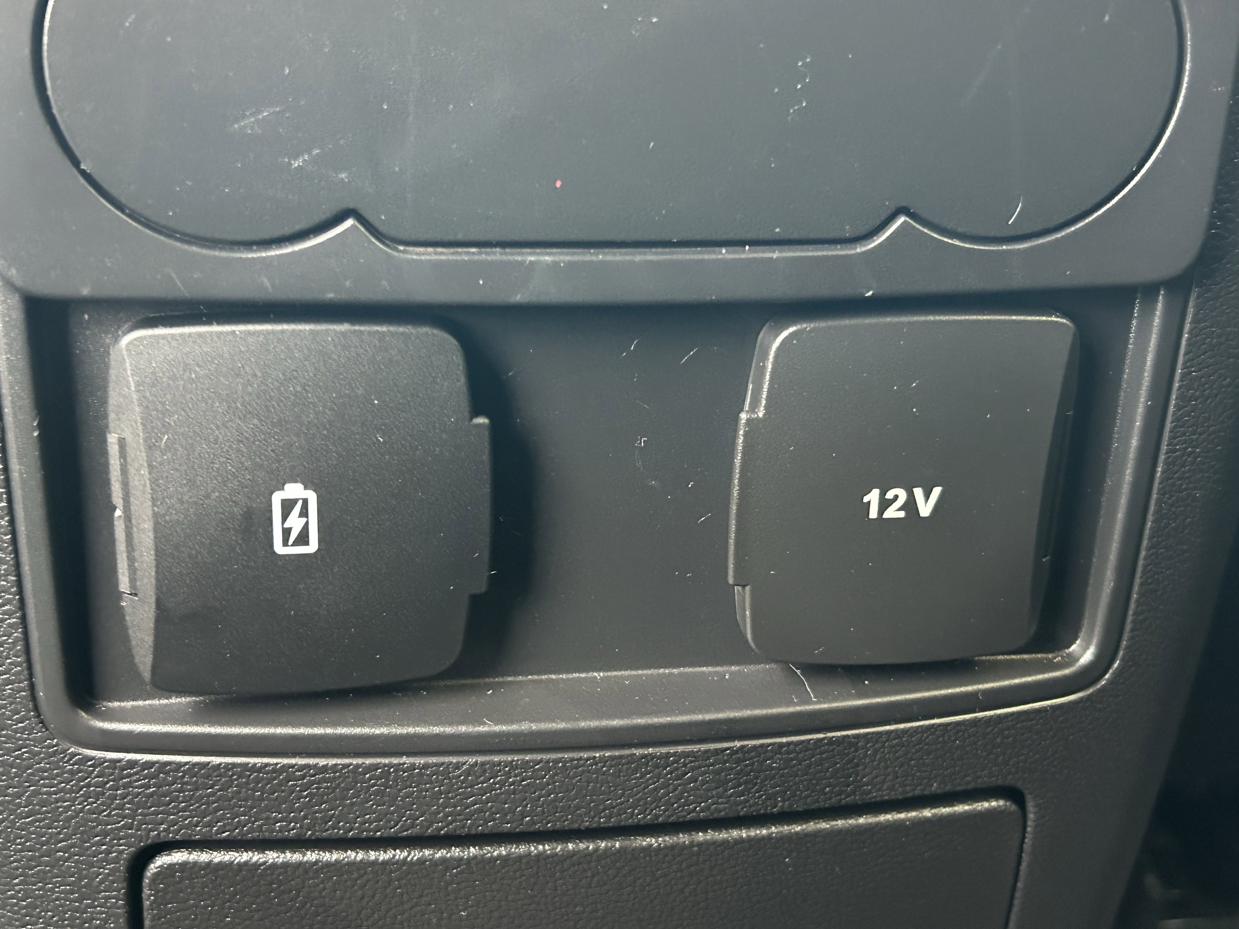 Used 2023 Ford Explorer XLT w/ Equipment Group 202A image 16