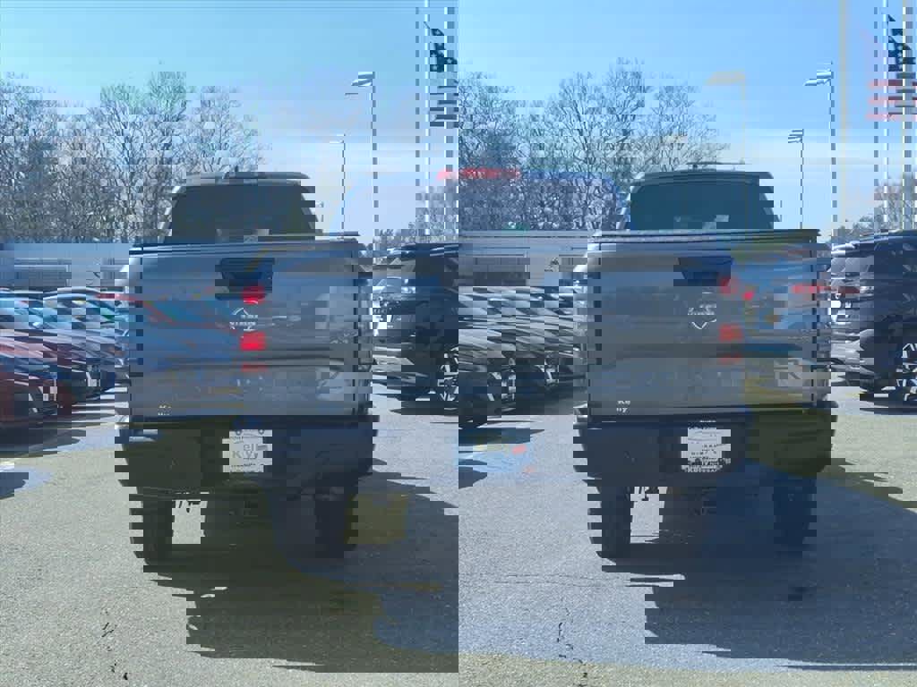 Used 2022 Nissan Frontier S w/ Technology Package image 5