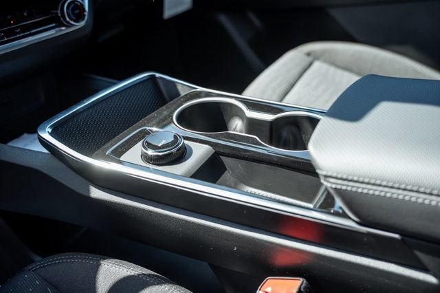 New 2027 Chevrolet Equinox LT w/ Safety and Technology Package FWD image 22