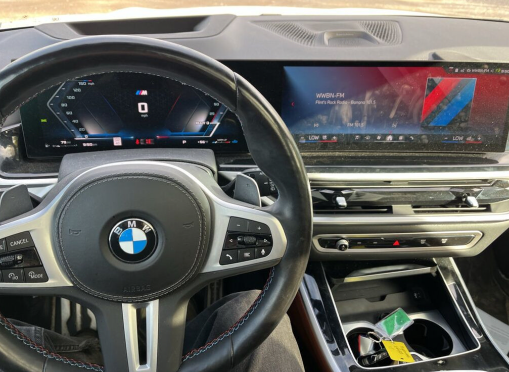 Used 2024 BMW X5 M60i AWD/4WD image 8