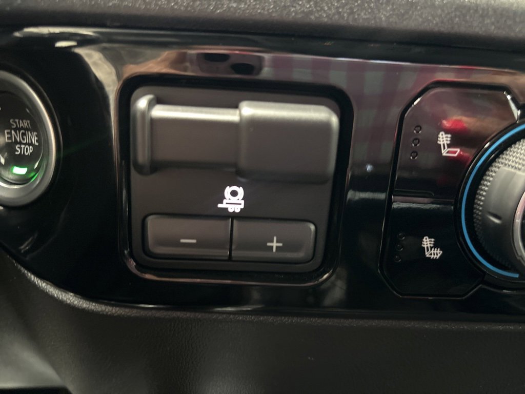 Used 2024 Chevrolet Silverado 1500 RST image 51