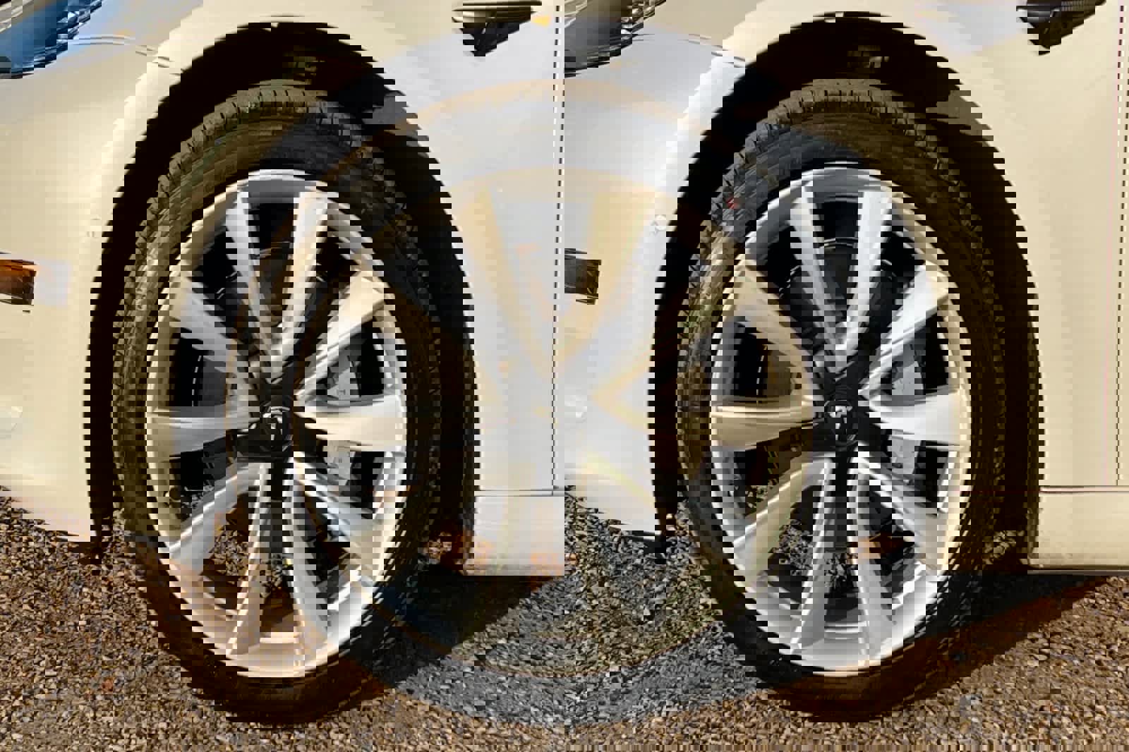 Used 2019 Tesla Model 3 Standard Range Plus image 33