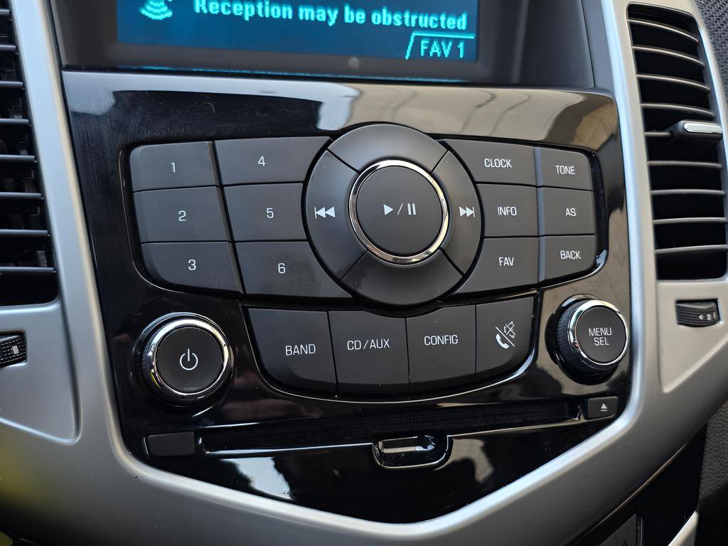 Used 2013 Chevrolet Cruze LT image 29