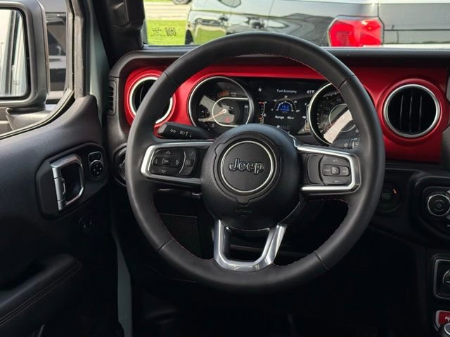 Used 2023 Jeep Gladiator Rubicon w/ Dual Top Group AWD/4WD image 7