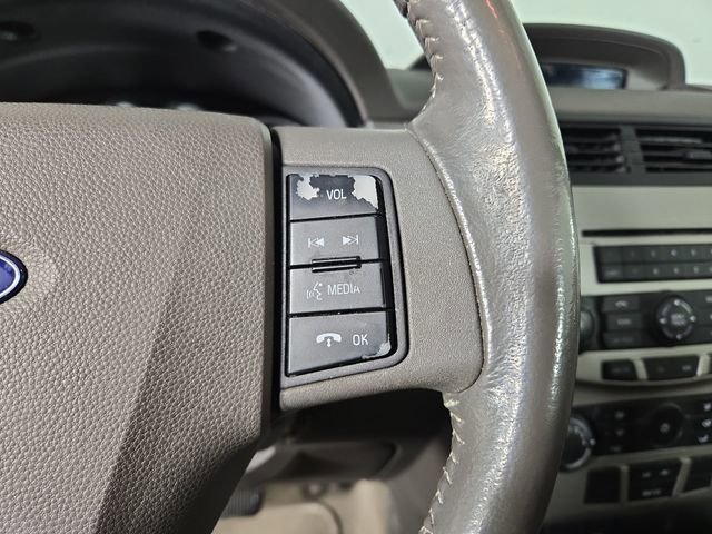 Used 2008 Ford Focus SE image 22