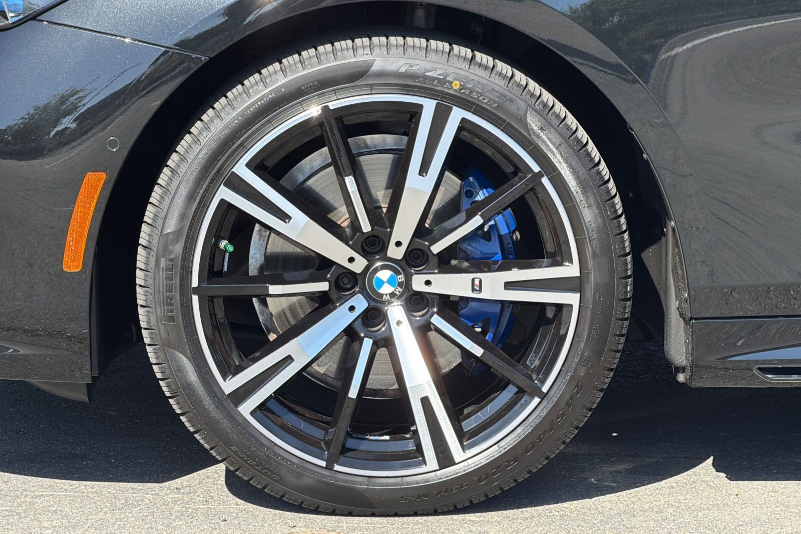Used 2026 BMW 530i RWD image 37