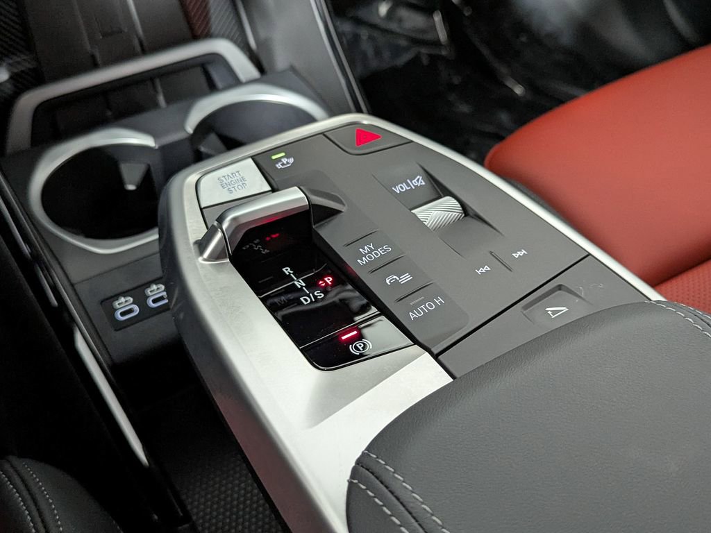 Used 2025 BMW X2 M35i w/ M Sport Professional Package image 36